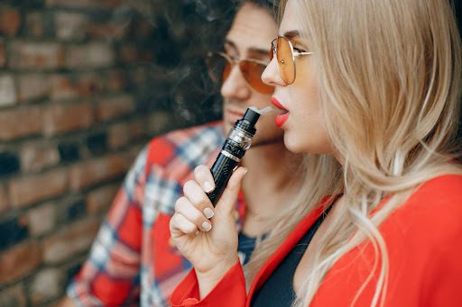 CBD vs. THC Vape Pens: How to Choose the Right One for You